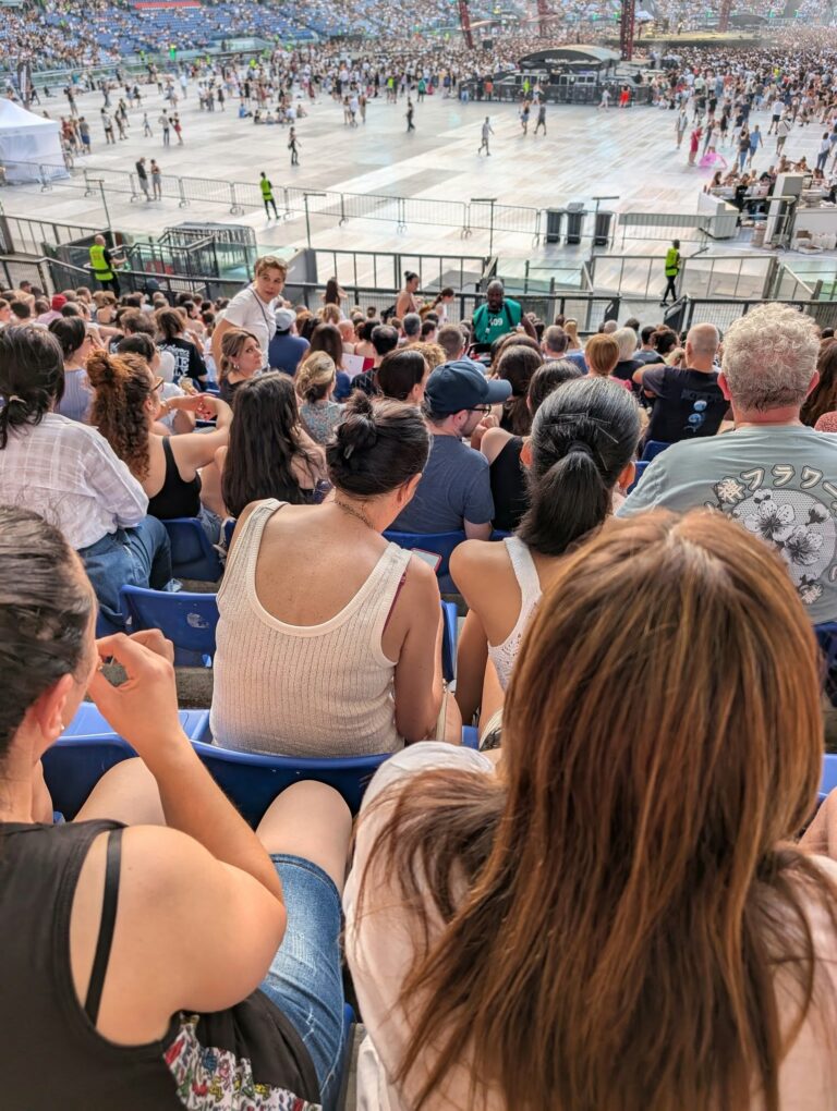 Scopri di più sull'articolo Odori sgradevoli al concerto di Ed Sheeran