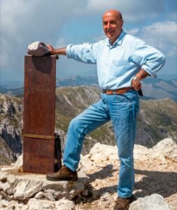 Scopri di più sull'articolo Buon compleanno papino bello. Mi manchi tanto. Oggi cannarozzetti burro e…
