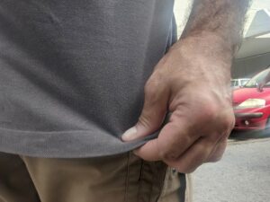 Scopri di più sull'articolo [Body Shaming Disclaimer] Avete mai notato quel rapido gesto dei ciccioni e…