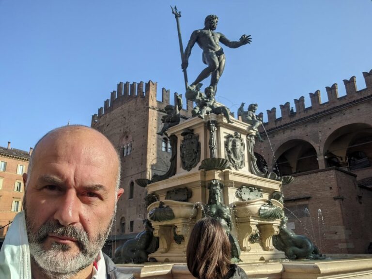 Scopri di più sull'articolo Una informazione a beneficio di tutti quei nuovi “amici social” che mi…