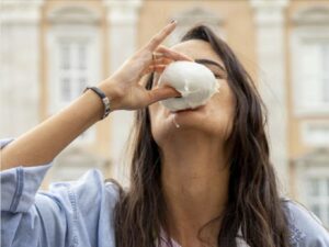 Scopri di più sull'articolo Lezioni di vita al figlio: “Figlio mio, nella vita trovati una donna che…