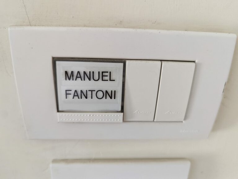 Scopri di più sull'articolo Mi sono accorto solo oggi, dopo ben 15 anni, di non avere il nome sul…