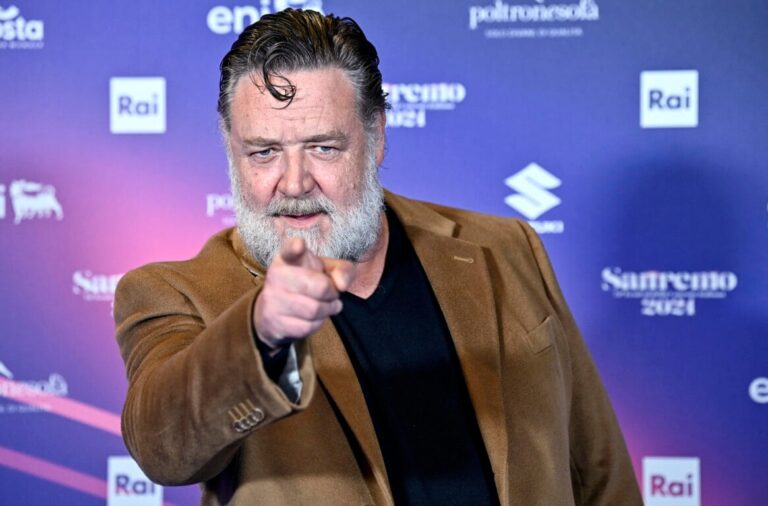 Scopri di più sull'articolo Le gioie del passare il sabato sera a cena da mia madre. Vedendo Russell Crowe…