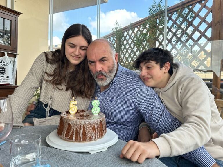 Scopri di più sull'articolo Volevo avvisare tutti gli amici che stanno facendo una dieta di farne due…