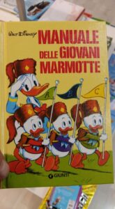 Scopri di più sull'articolo Comprato ieri a Giacomo. Lo ha cominciato a sfogliare e leggere con lo stesso…