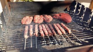 Scopri di più sull'articolo Visto che non c’è neve a Terminillo, ci consoliamo con un bel barbecue in…