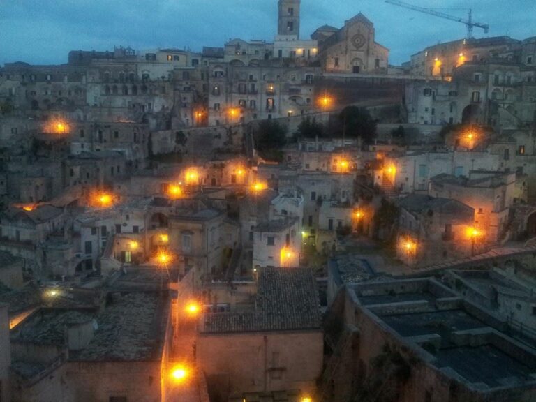 Scopri di più sull'articolo Sembra di stare in un presepe. – presso i Serci di Matera…