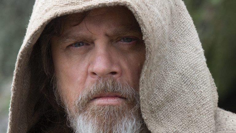 Scopri di più sull'articolo SPOILER-ALERT: A Luke Skywalker gli tingono la barba di castano alla fine del…