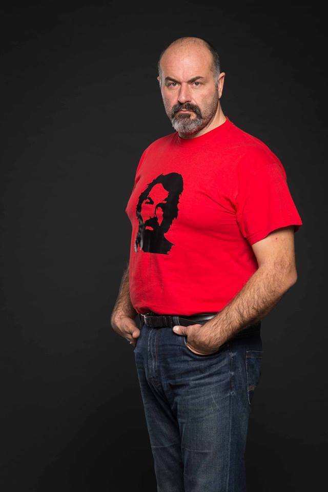 Scopri di più sull'articolo “Io ho visto una foto di Chuck Norris con una t-shirt con la faccia di…