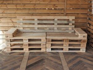 Scopri di più sull'articolo Ho deciso. Mi faccio il divano per il terrazzo in pallet. Vanno tanto di moda…