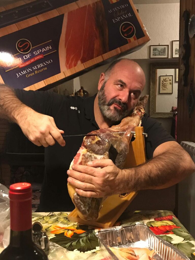 Scopri di più sull'articolo Il maestro Ugo Ughi in un concerto per violino e prosciutto…