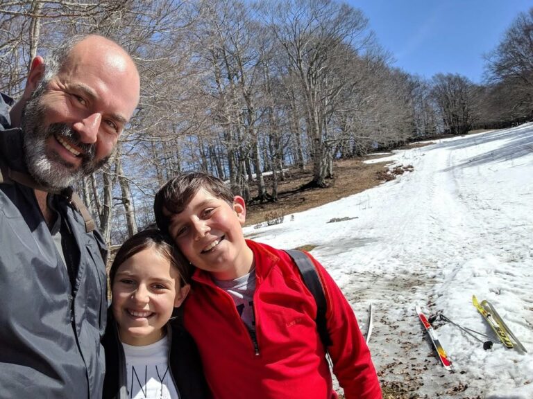 Scopri di più sull'articolo Auguri a tutti quei papà che si impegnano per cercare di essere i migliori papà…