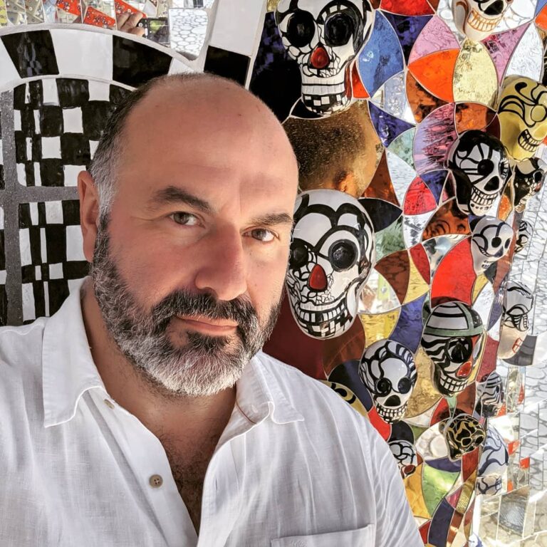 Scopri di più sull'articolo Un’orgia di forme e di colori nella monumentale opera di Niki de Saint Phalle…