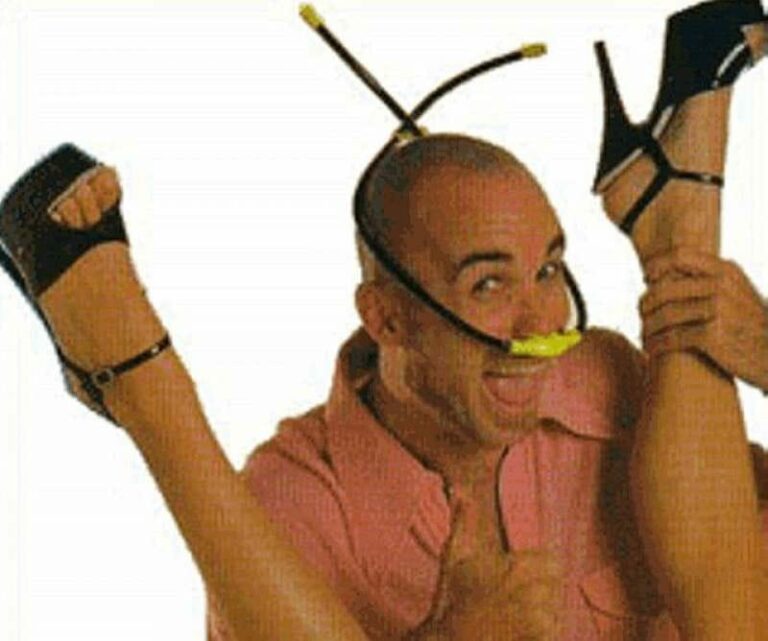 Scopri di più sull'articolo Stanotte ho sognato che dovevo praticare il cunnilingus a tre donne come…