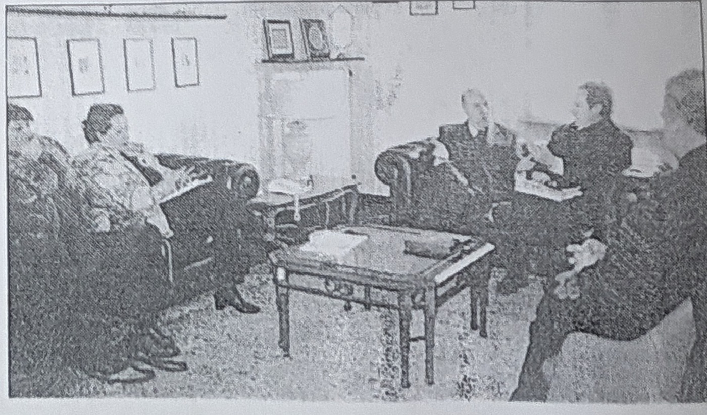 La delegazione di LPU e Confsal col prefetto Altorio e i partecipanti in attesa.