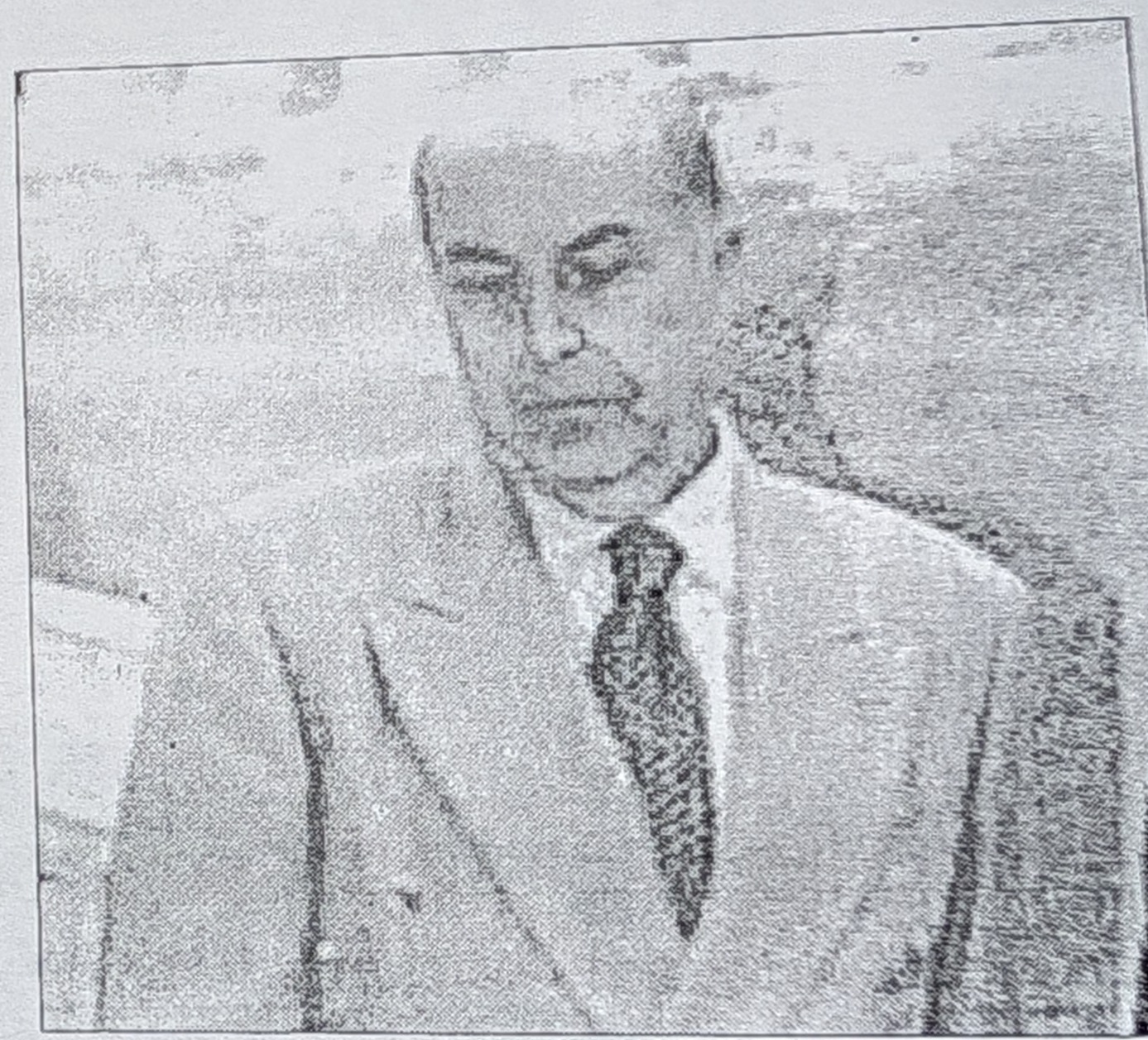Ritratto del prefetto dott. Giuseppe Altorio in giacca e cravatta
