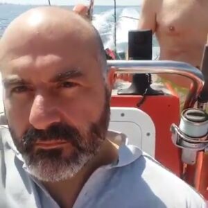 Scopri di più sull'articolo To the face of the ones who hate us! #sunnyday #yacht #yachtclub #povery…