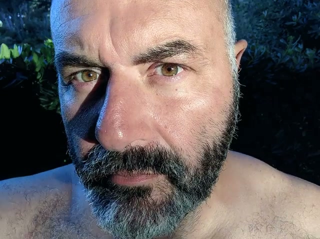 Scopri di più sull'articolo Ieri sera mi sono fatto da solo una iniezione intramuscolare, senza pizzico. E…