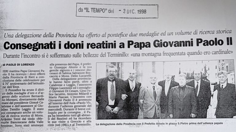 Scopri di più sull'articolo Consegnati i doni reatini a Papa Giovanni Paolo II (Il Tempo)