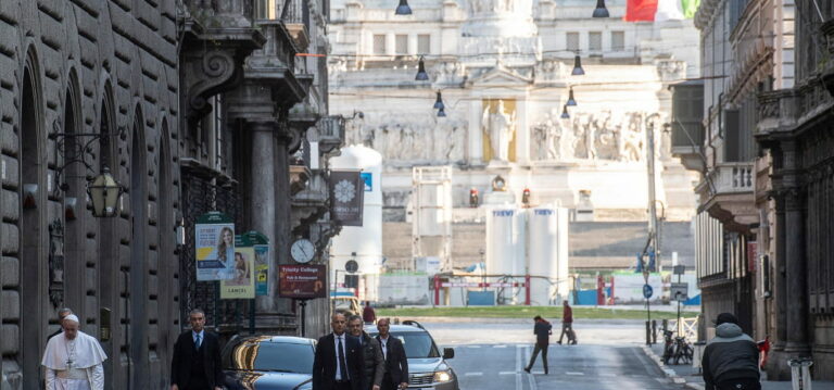 Scopri di più sull'articolo Adesso Papa Marketing, contravvenendo ad un Decreto della Presidenza del…